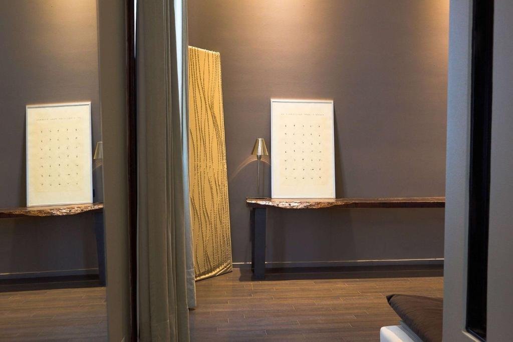 Bathroom and room details at Esplendor by Wyndham Buenos Aires in Buenos Aires