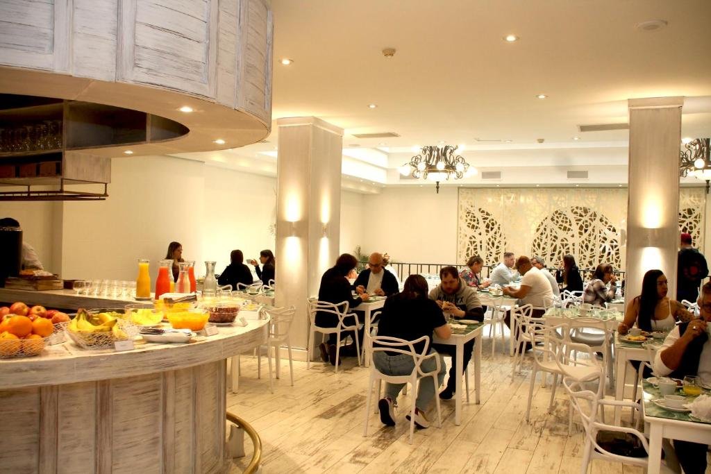Lobby und Gemeinschaftsbereiche im Gardi Hotel & Suites in Buenos Aires
