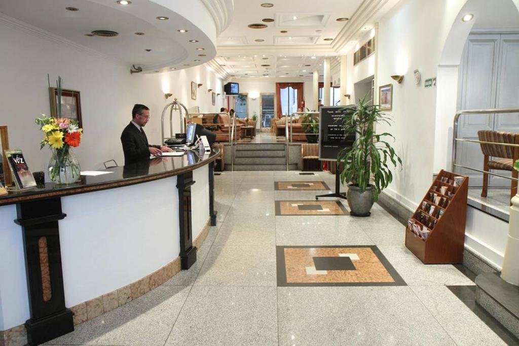 Rooms and facilities at Gran Hotel Ailen