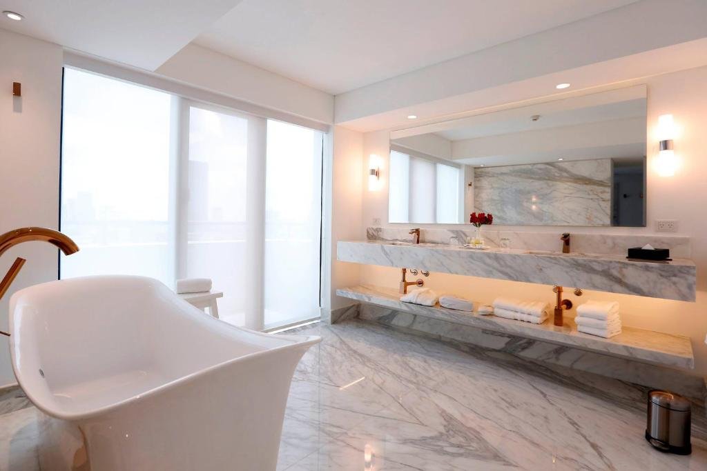 Ausblicke und Bereiche zum Entspannen im Marriott Buenos Aires Downtown in Buenos Aires