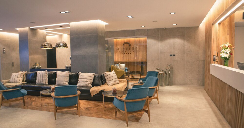 Modern lounge area with a sofa set at the hotel