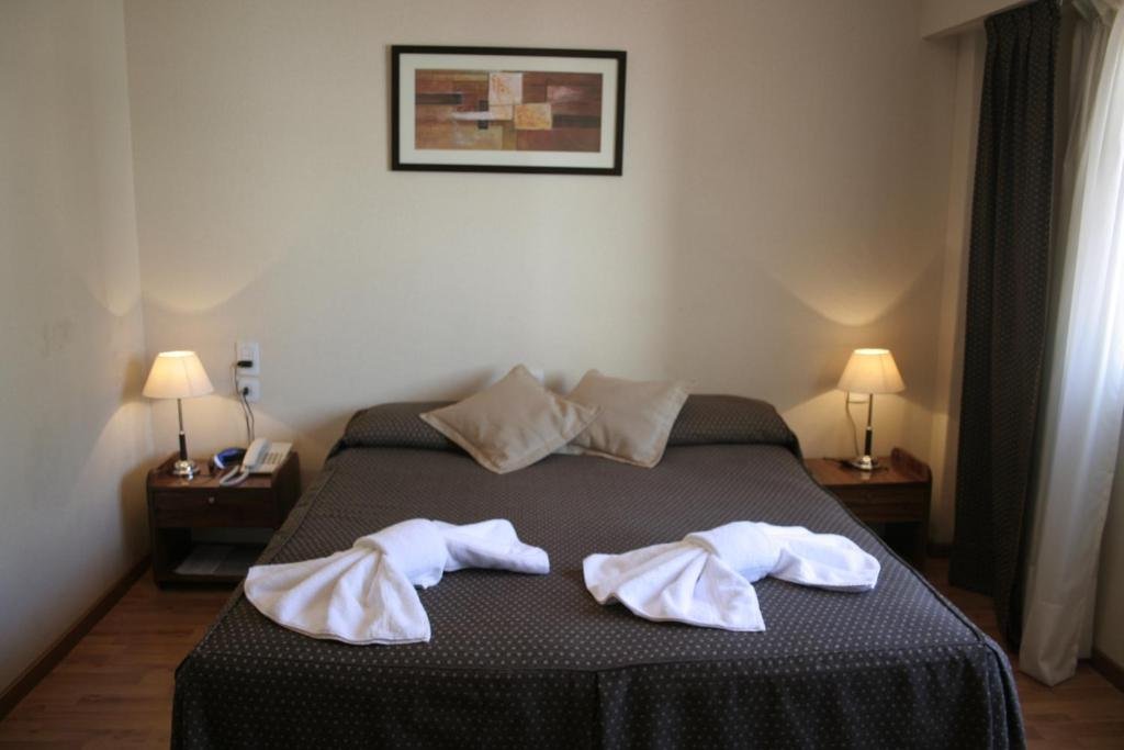 Außenansicht und Eingang des Viasui Hotel